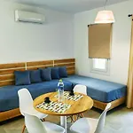 Nissea * Naxos City