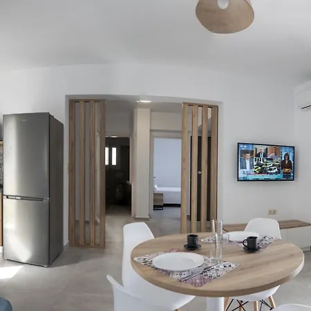 شقة Nissea Naxos City