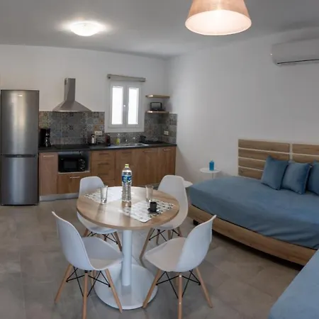 アパート Nissea Naxos City